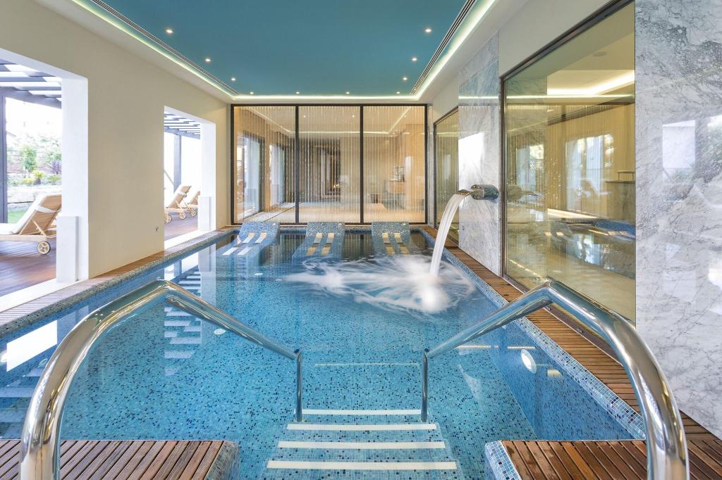 Pine Cliffs Village & Golf Suites 