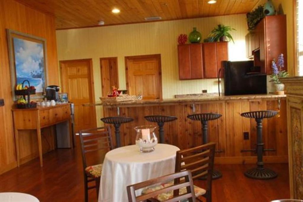 Jensen Beach Inn Jensen Beach Inn