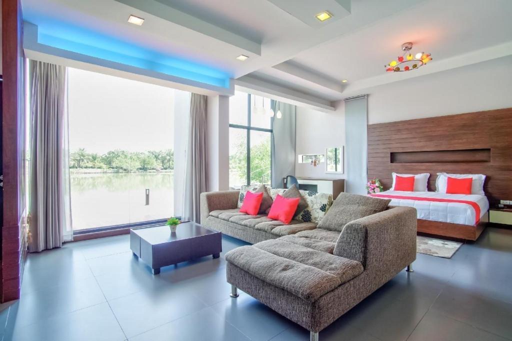 Thaiasia Goldensea Resort 