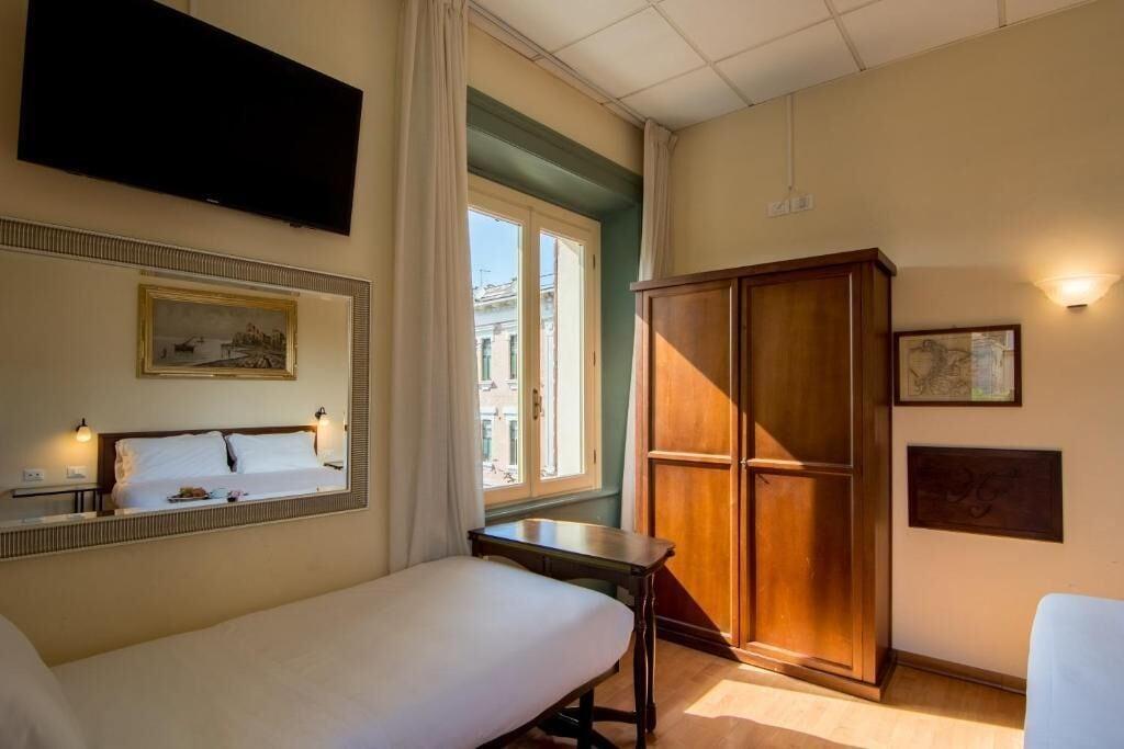 Hotel Della Vittoria Hotel Della Vittoria