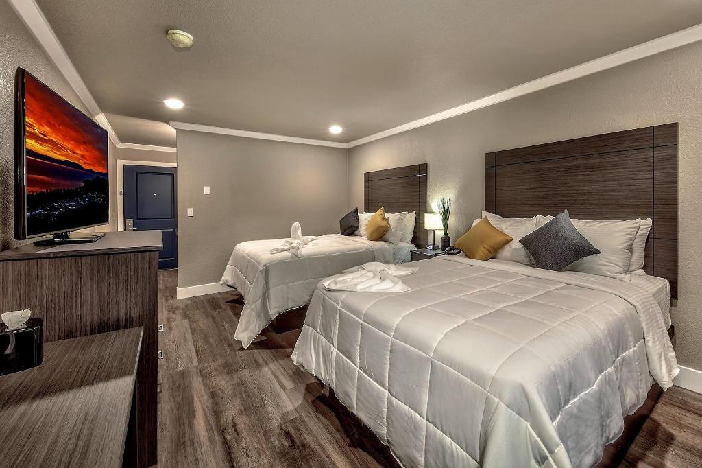 The Elet Hotel 