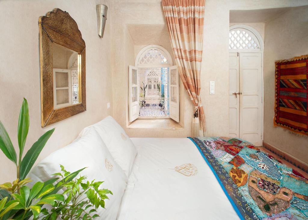 Riad Oulaya Tarra 