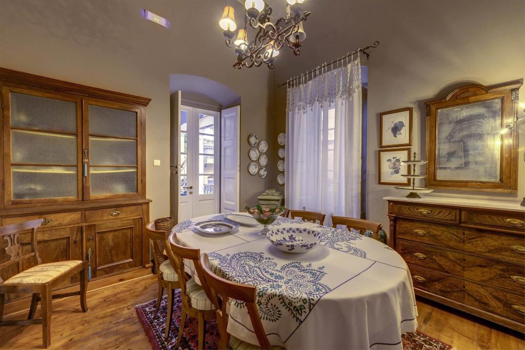 Arhontiko Ermoupolis 