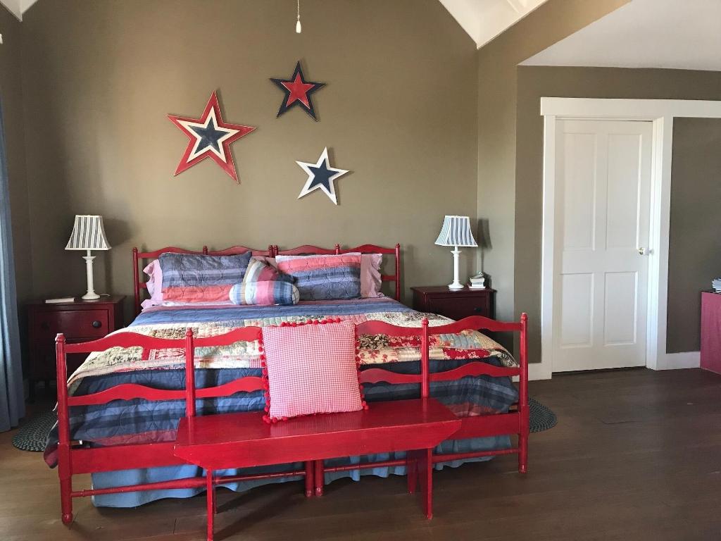 The Farmhouse Inn 