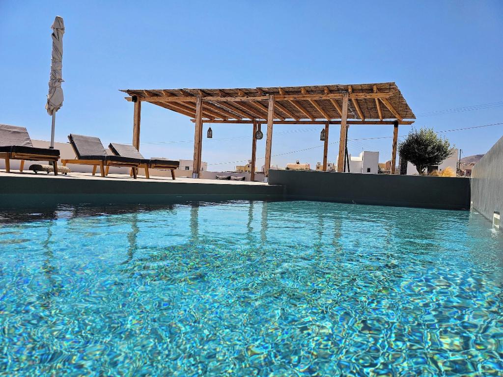 MyLithos Suites