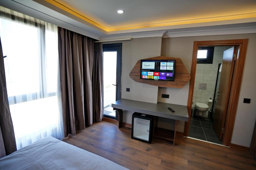 Shelton Airport Otel