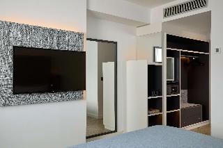 Room Room