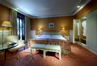 Alhambra Palace Hotel