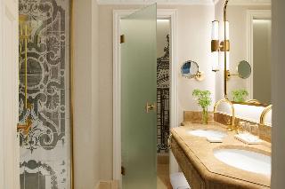 The Palace, A Luxury Collection Hotel image 2