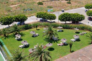 Terrace thumbnail 13