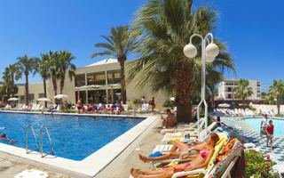 Pool
 di Barcelo Pueblo Ibiza