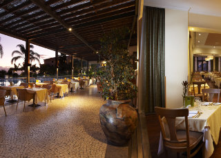 Terrace
 di Suite Hotel Eden Mar