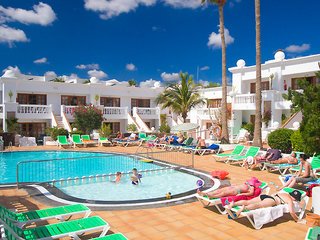 Pool
 di Suite Hotel Montana Club