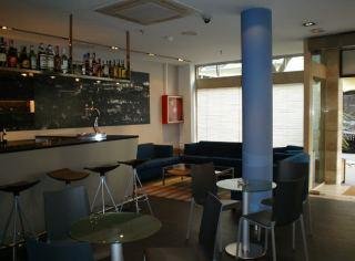 Bar
 di Century Park