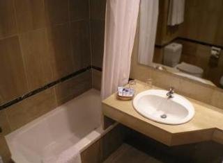 Room
 di Century Park