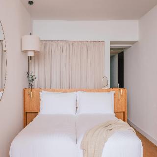 Room Room