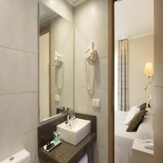 Room Room