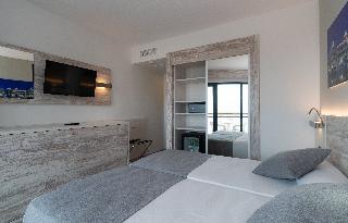 Room Room