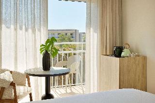 Room Room