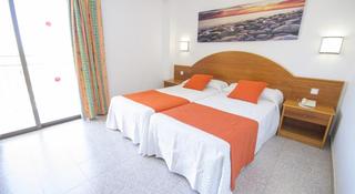 Room thumbnail 3