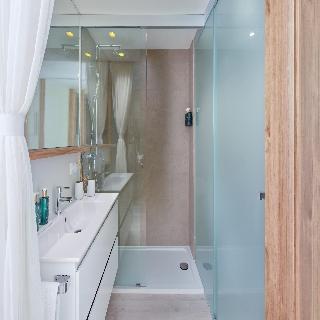 Room Room