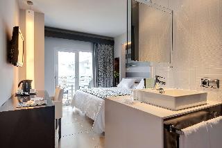 Room Room