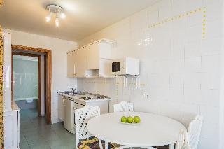 Room Room