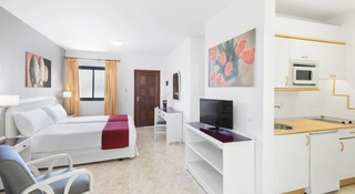 Elba Lucia Sport & Suite Hotel image 2