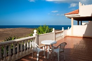 Terrace
 di Suite hotel Castillo de Elba