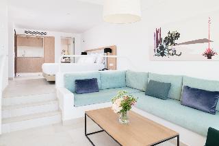 Room
 di Suite Fariones Playa