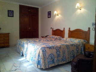 Room
 di Averroes