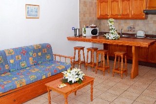 Room
 di San Marcial