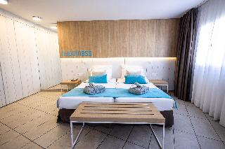 Room Room