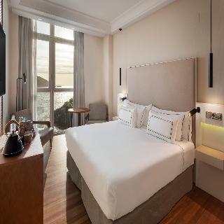 Room Room