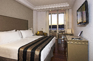 Room
 di Melia Maria Pita
