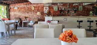 AliBabam Hotel & Apartment