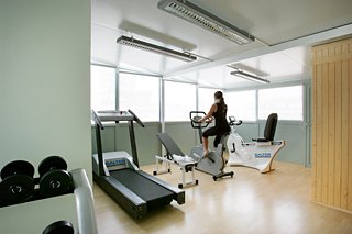 Sports and Entertainment
 di H10 Itaca