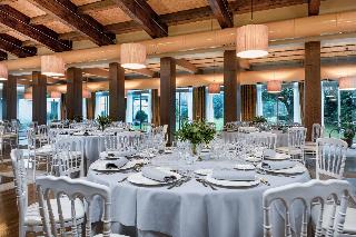 AC Hotel Palacio del Carmen Autograph Collection
