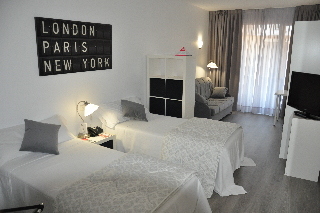 Room
 di Aparthotel Atenea Calabria