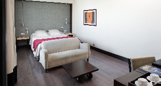 Room
 di NH Calderon