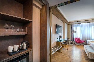 Room Room