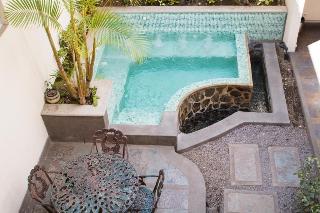 Rincon del Valle Hotel and Suites