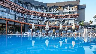 Clover Magic Park Side Hotel