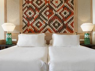 Room Room