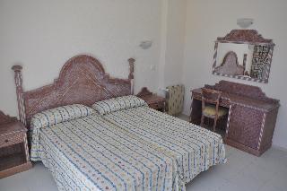 Room thumbnail 6
