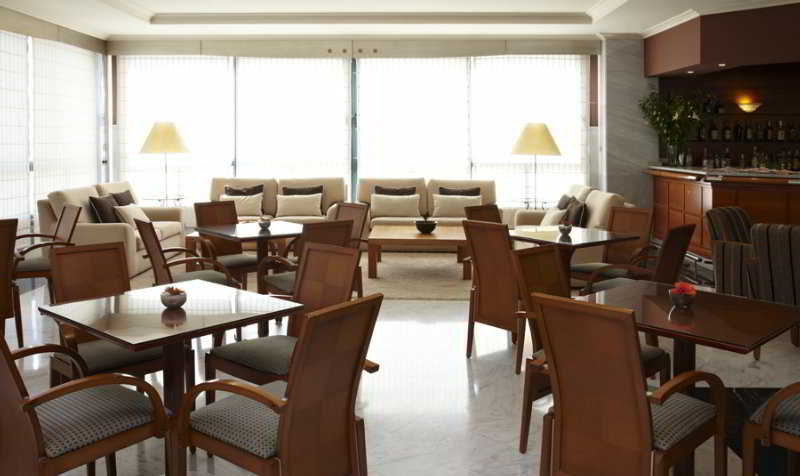 Bar
 di Carlos I Silgar