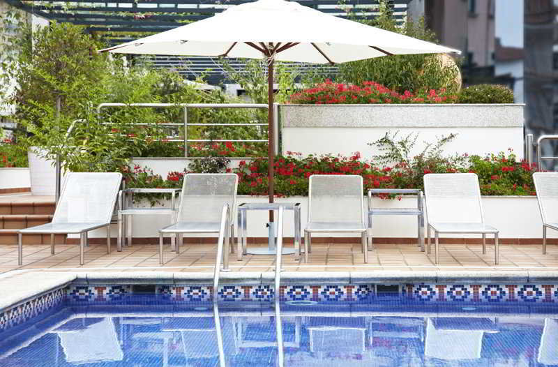 Pool
 di Carlos I Silgar