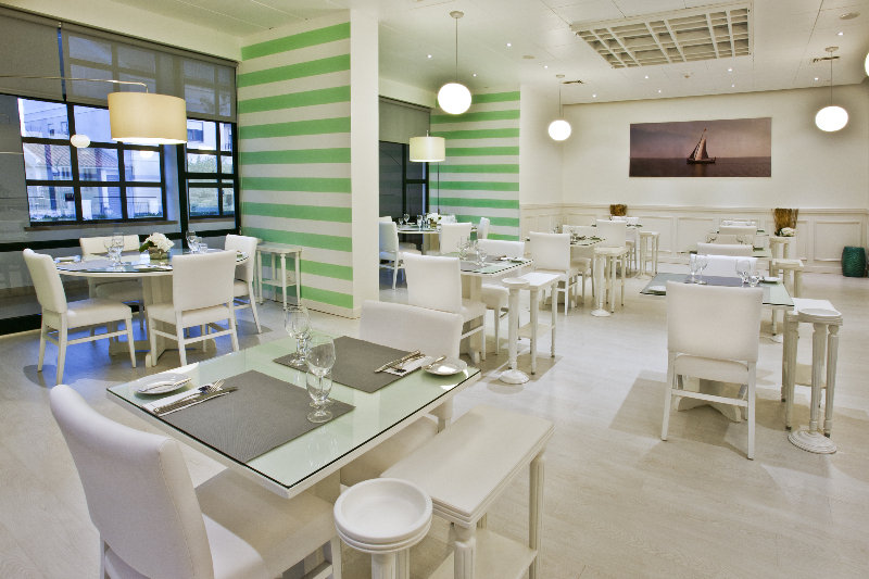 Restaurant
 di TRYP Montijo Parque Hotel