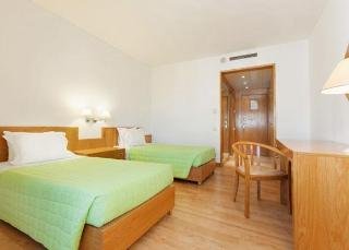 Room
 di TRYP Montijo Parque Hotel