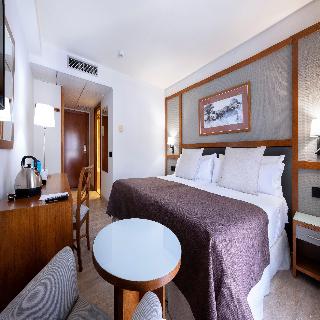 Room Room